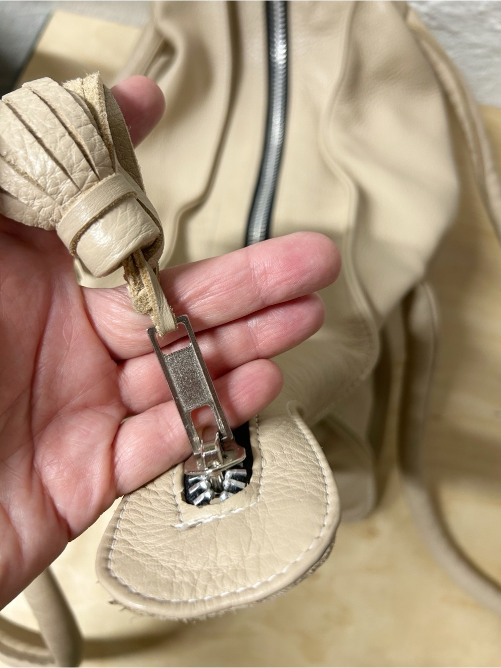 Village Tannery Beige Pebbled Leather Slouchy Shoulder Bag, Design By Sevestet - Picture 7 of 13